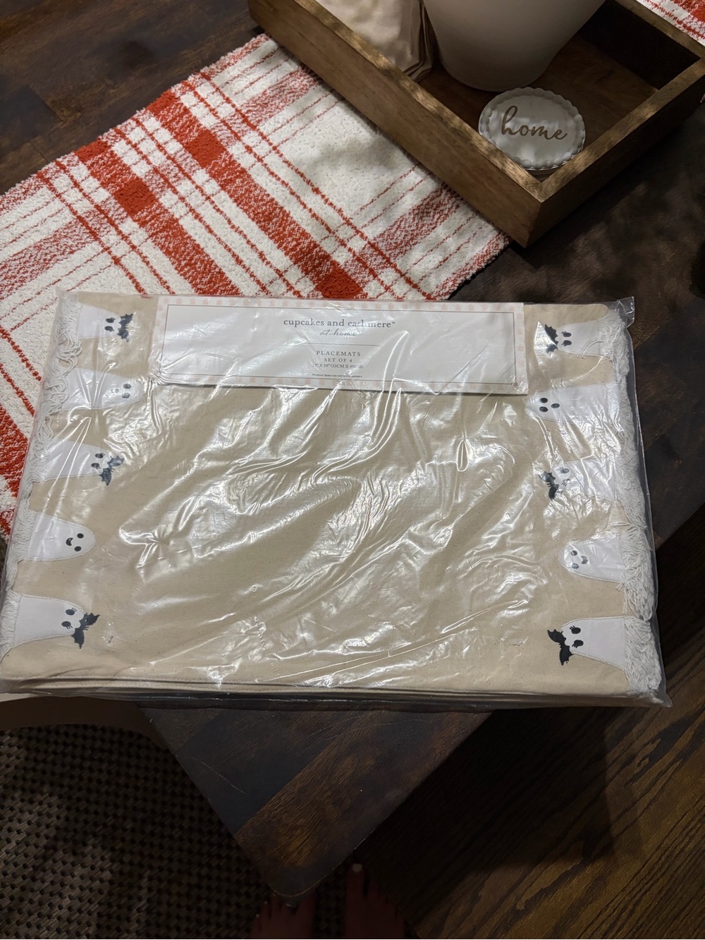 Four cupcakes & cashmere Beige Placemats with White and Black Ghost Accents